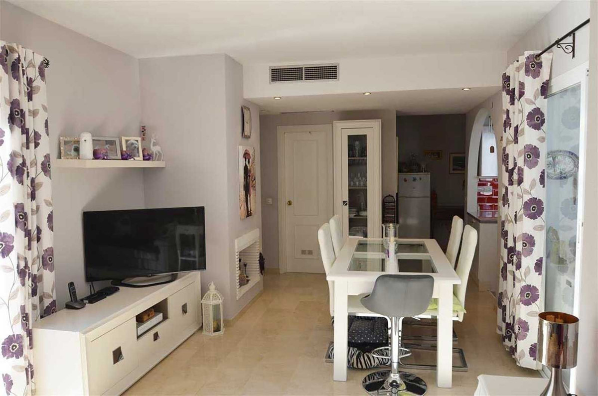 Appartement te koop in Estepona | 2 slaapkamers H5138821