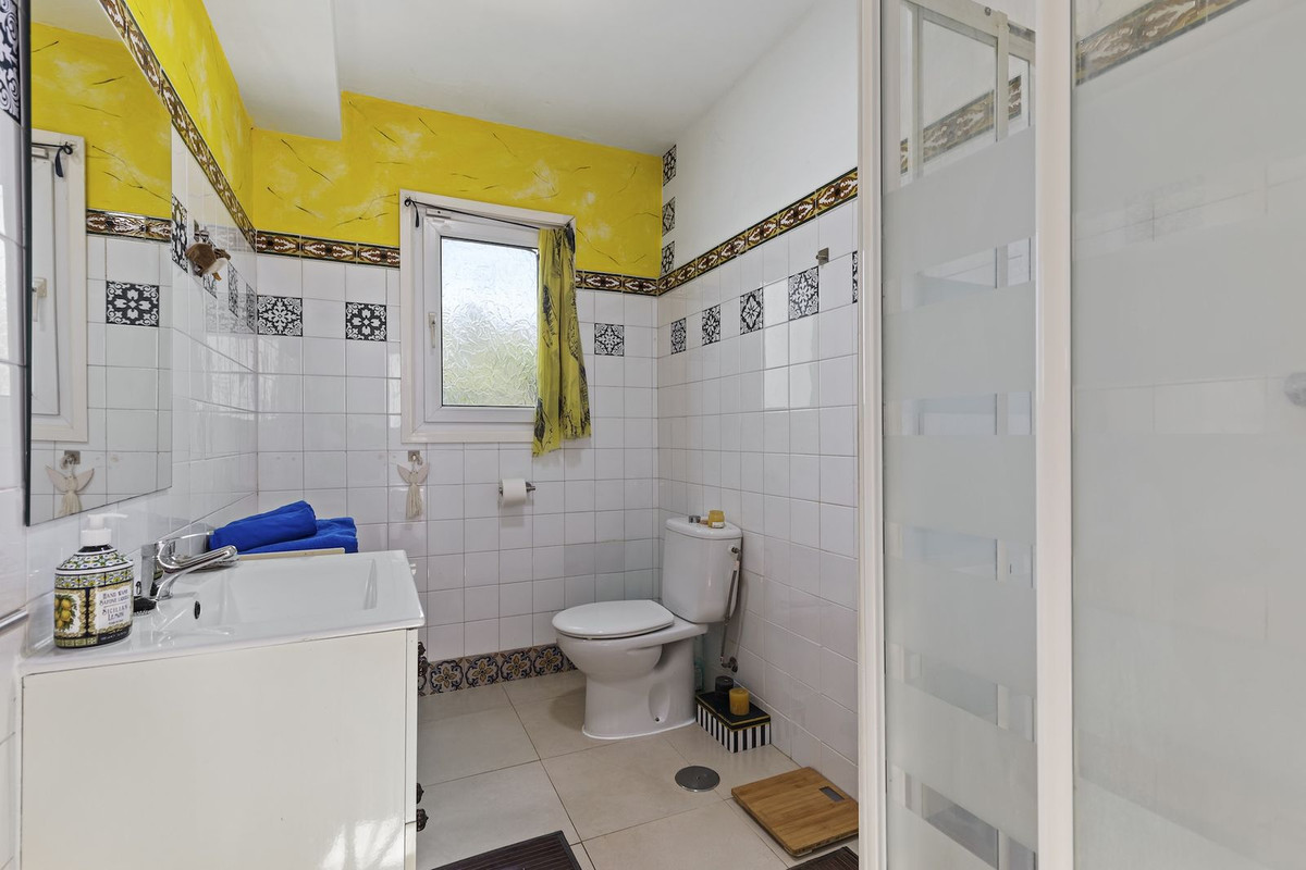 Appartement te koop in Estepona | 2 slaapkamers H5138842