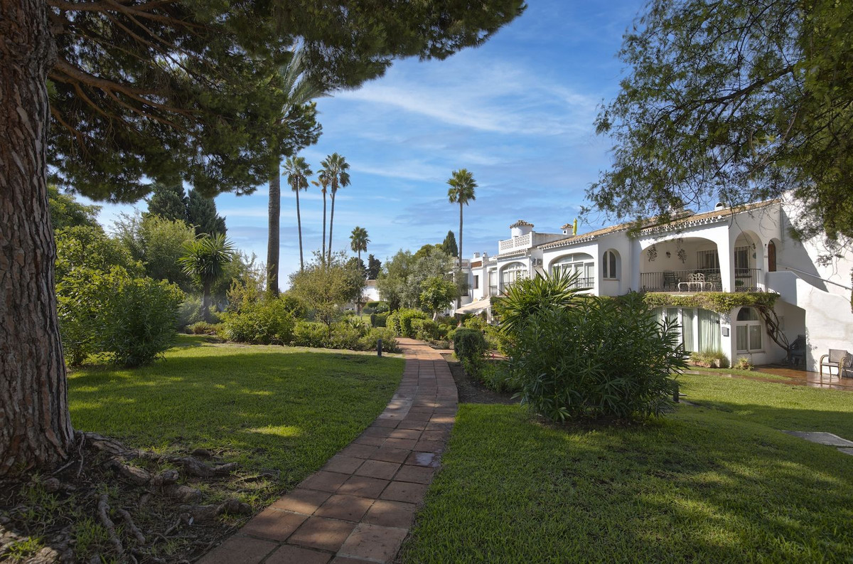 Appartement te koop in Estepona | 2 slaapkamers H5138842