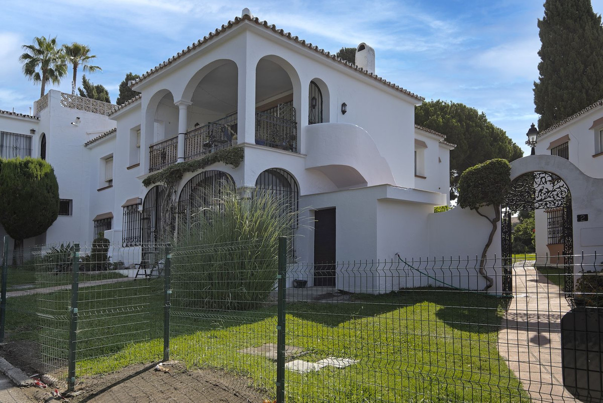 Appartement te koop in Estepona | 2 slaapkamers H5138842