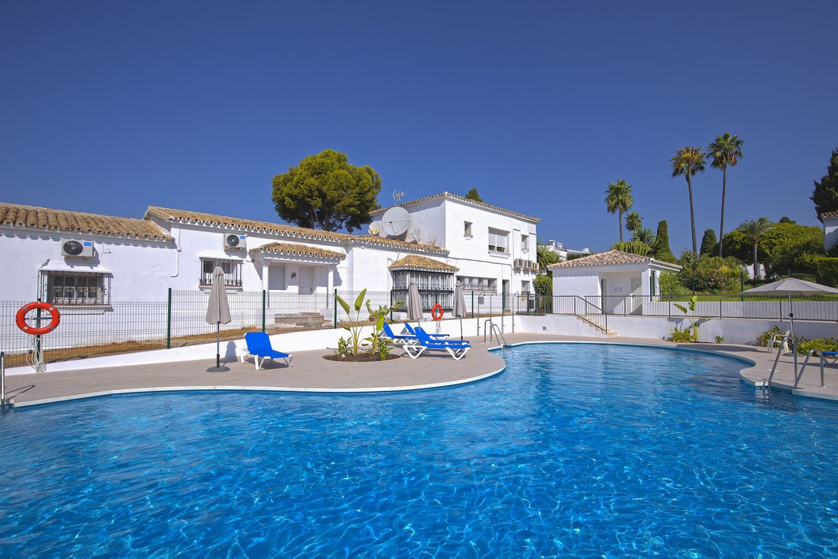 Appartement te koop in Estepona | 2 slaapkamers H5138842