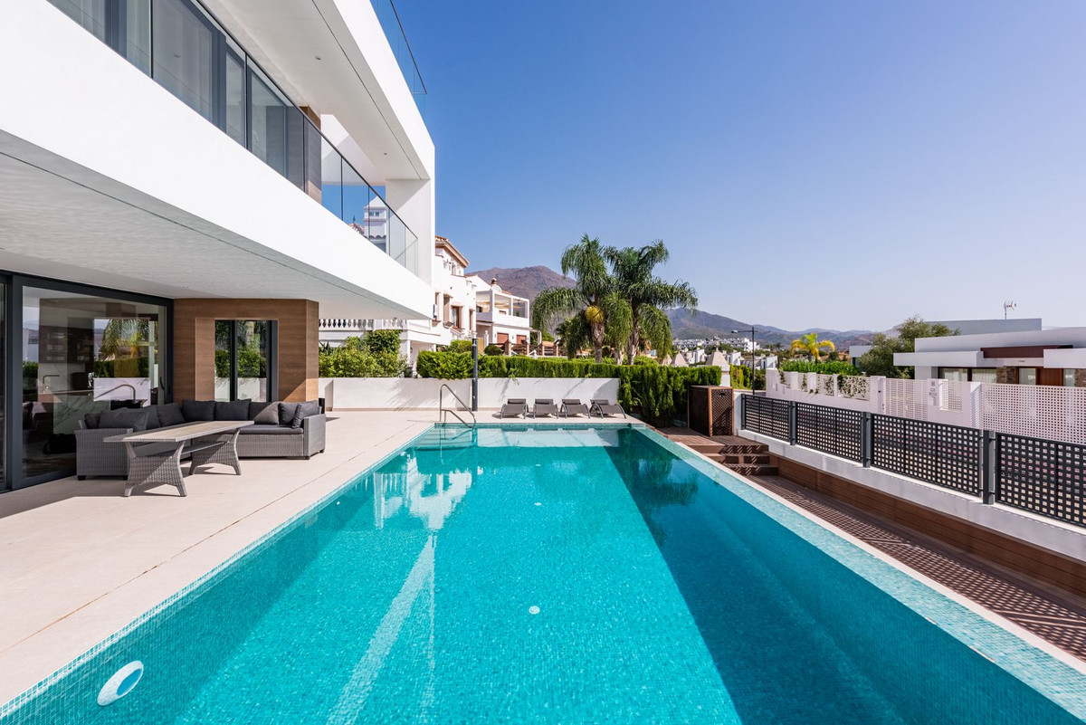 Huis te koop in Estepona | 3 slaapkamers H5139001