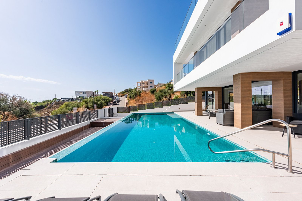 Huis te koop in Estepona | 3 slaapkamers H5139001