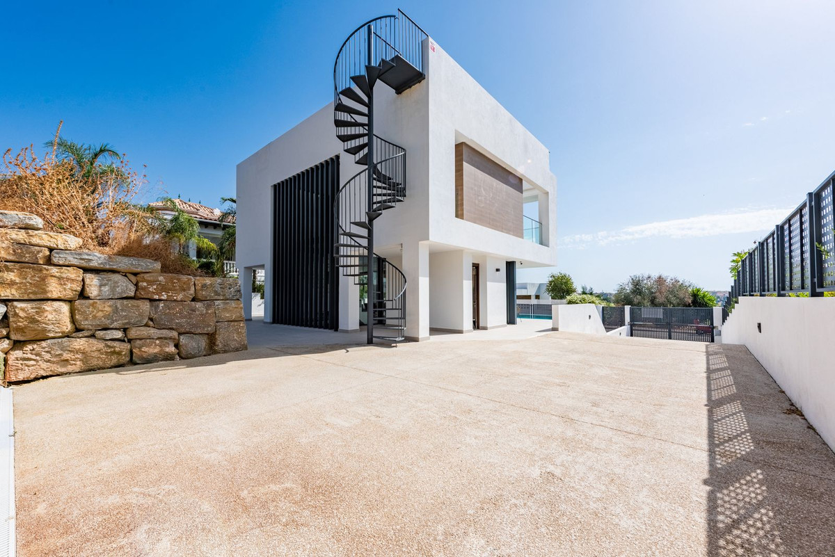 Huis te koop in Estepona | 3 slaapkamers H5139001