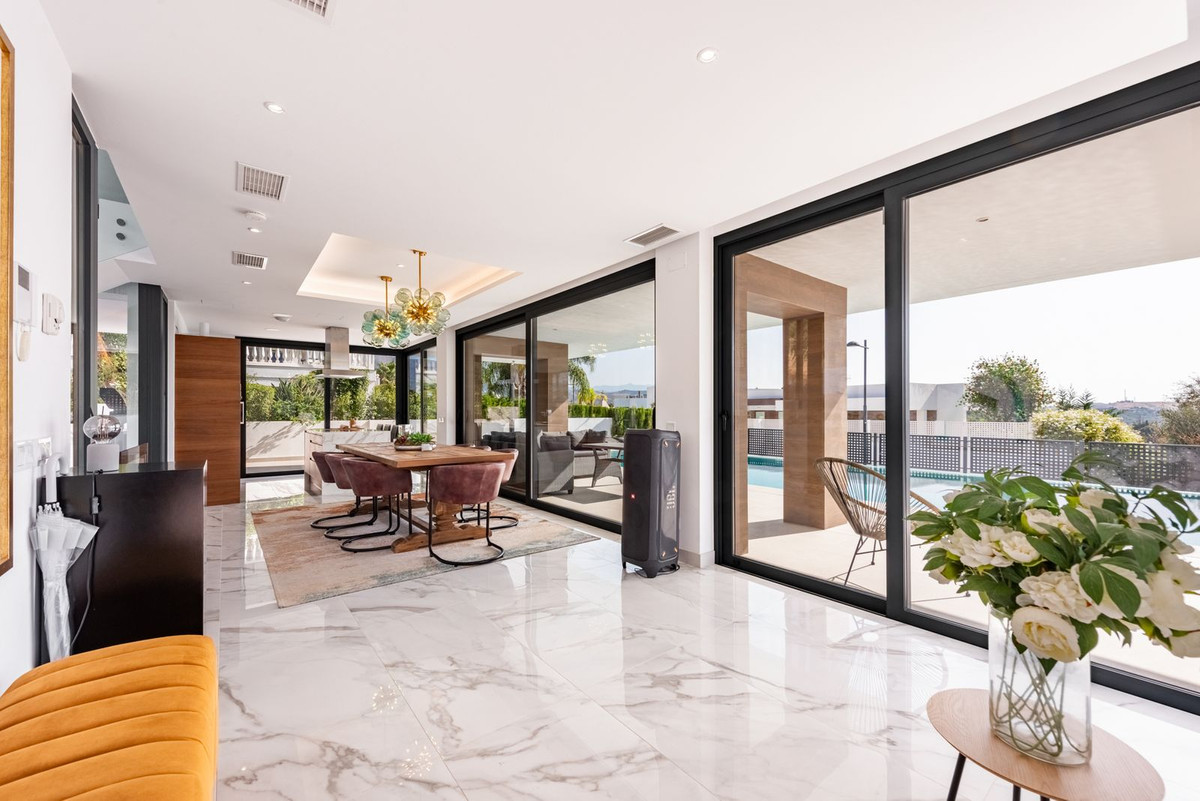 Huis te koop in Estepona | 3 slaapkamers H5139001