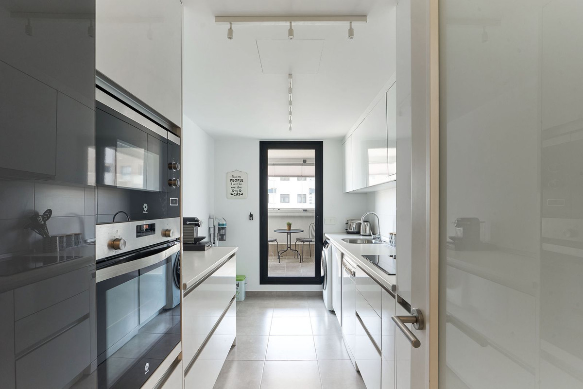 Appartement te koop in Estepona | 3 slaapkamers H5139097