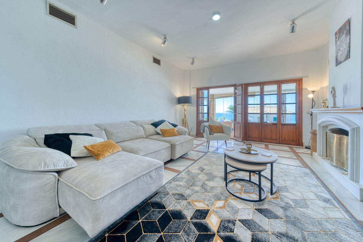 Huis te koop in Estepona | 5 slaapkamers H5140921