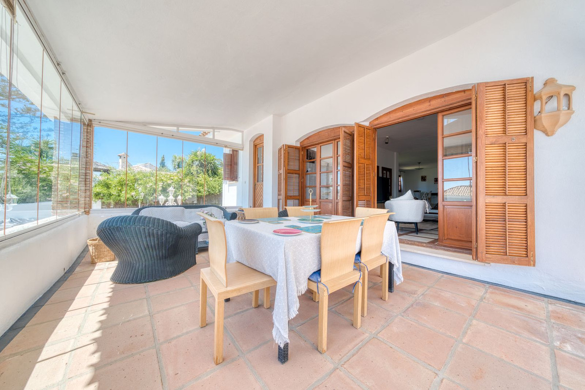 Huis te koop in Estepona | 5 slaapkamers H5140921