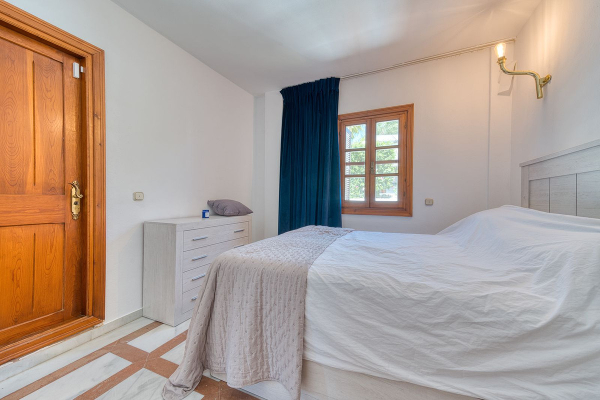 Huis te koop in Estepona | 5 slaapkamers H5140921