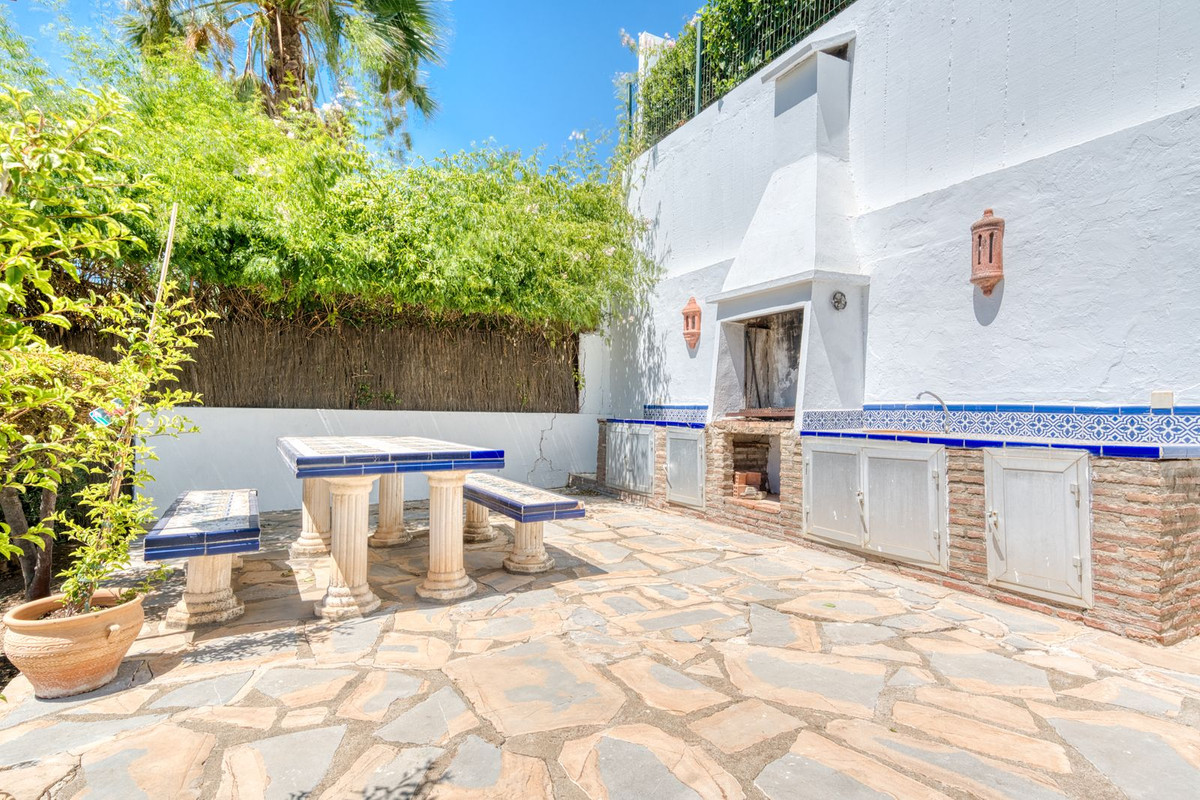 Huis te koop in Estepona | 5 slaapkamers H5140921