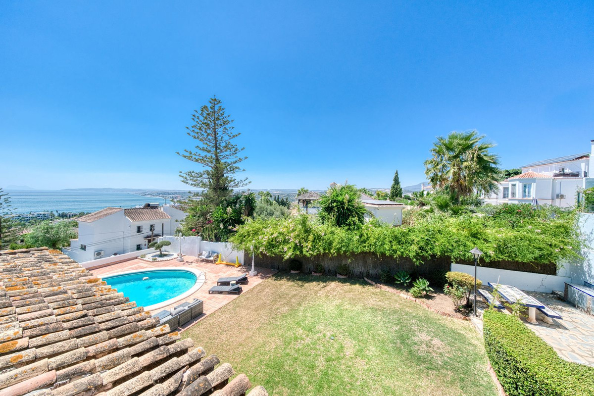Huis te koop in Estepona | 5 slaapkamers H5140921