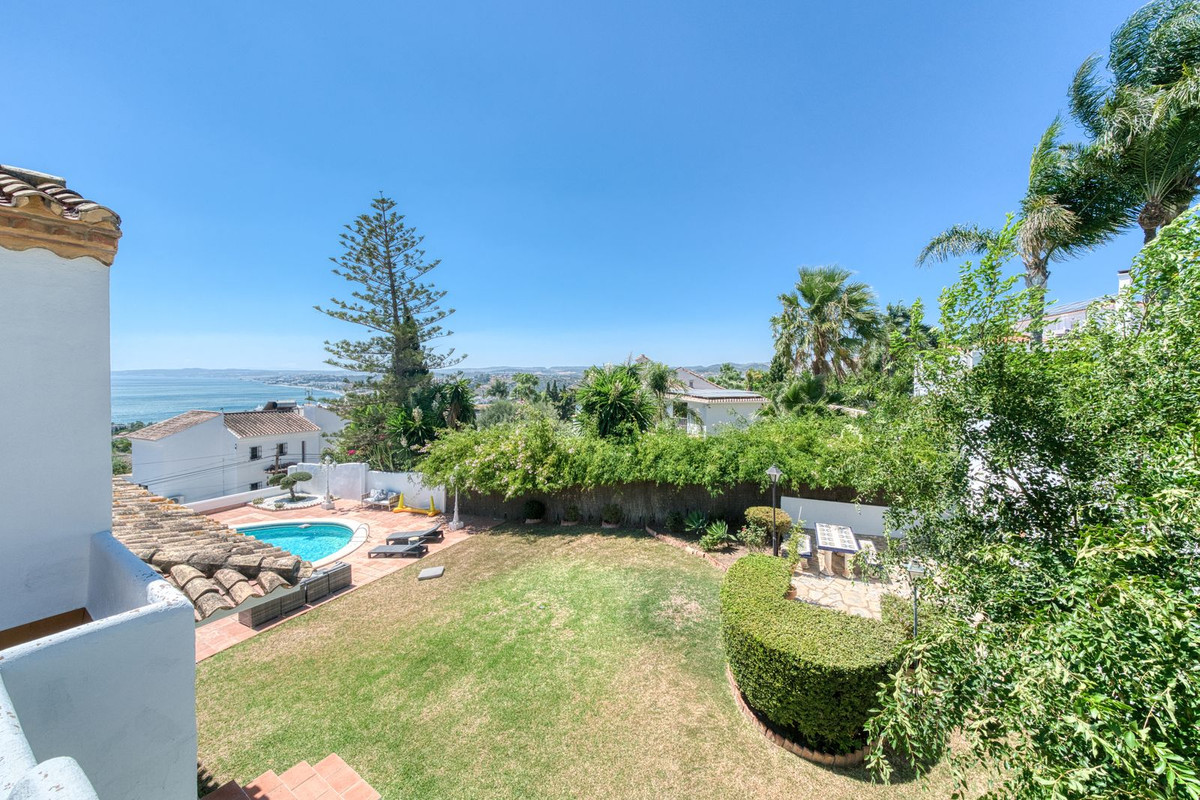 Huis te koop in Estepona | 5 slaapkamers H5140921
