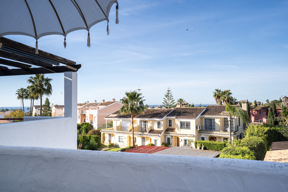 Penthouse te koop in Estepona | 3 slaapkamers H5141125