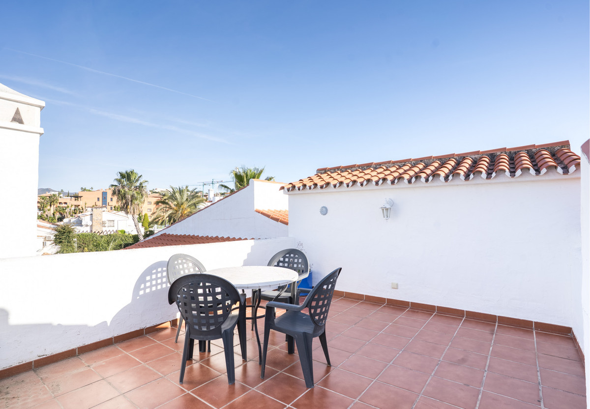 Penthouse te koop in Estepona | 3 slaapkamers H5141125