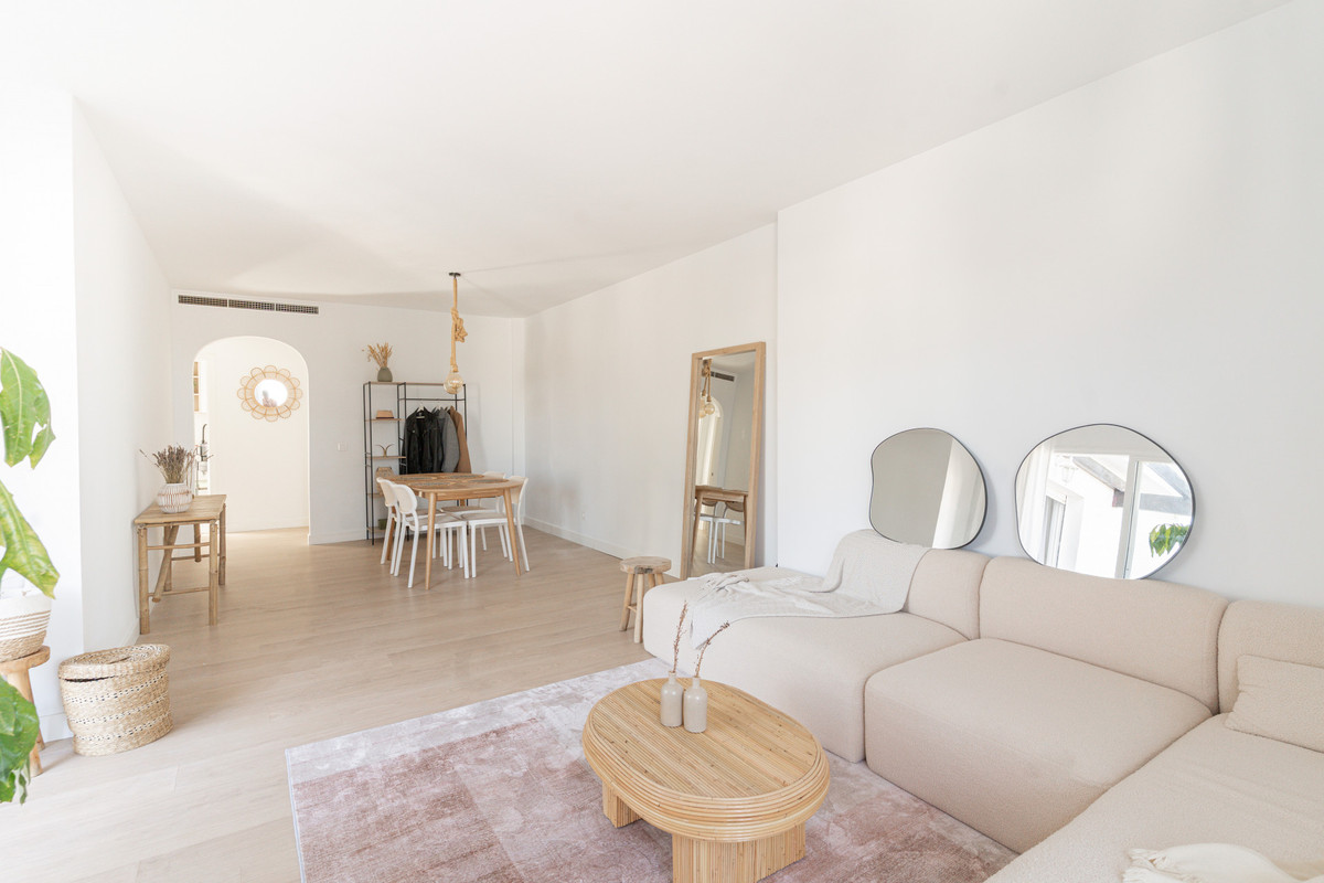 Penthouse te koop in Estepona | 3 slaapkamers H5141125