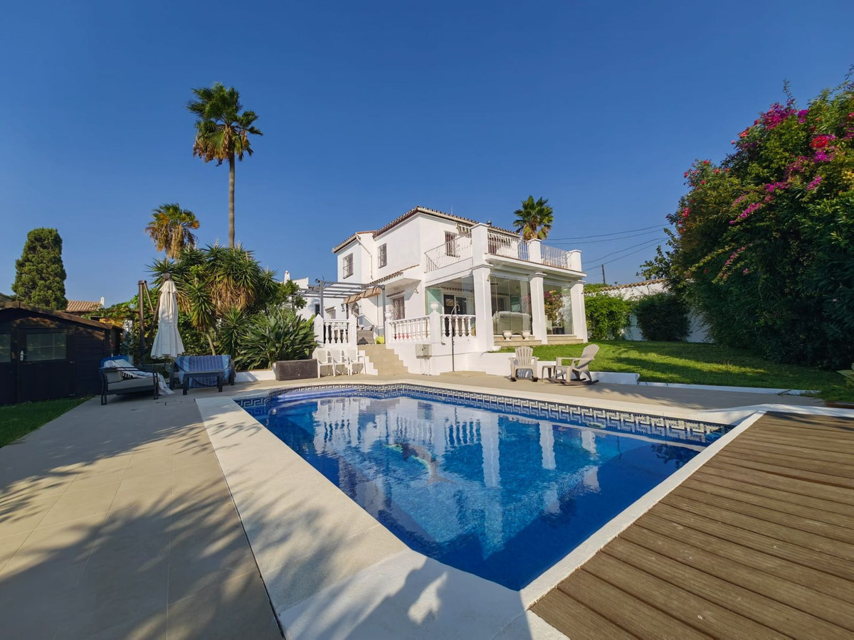 Huis te koop in Estepona | 4 slaapkamers H5143135
