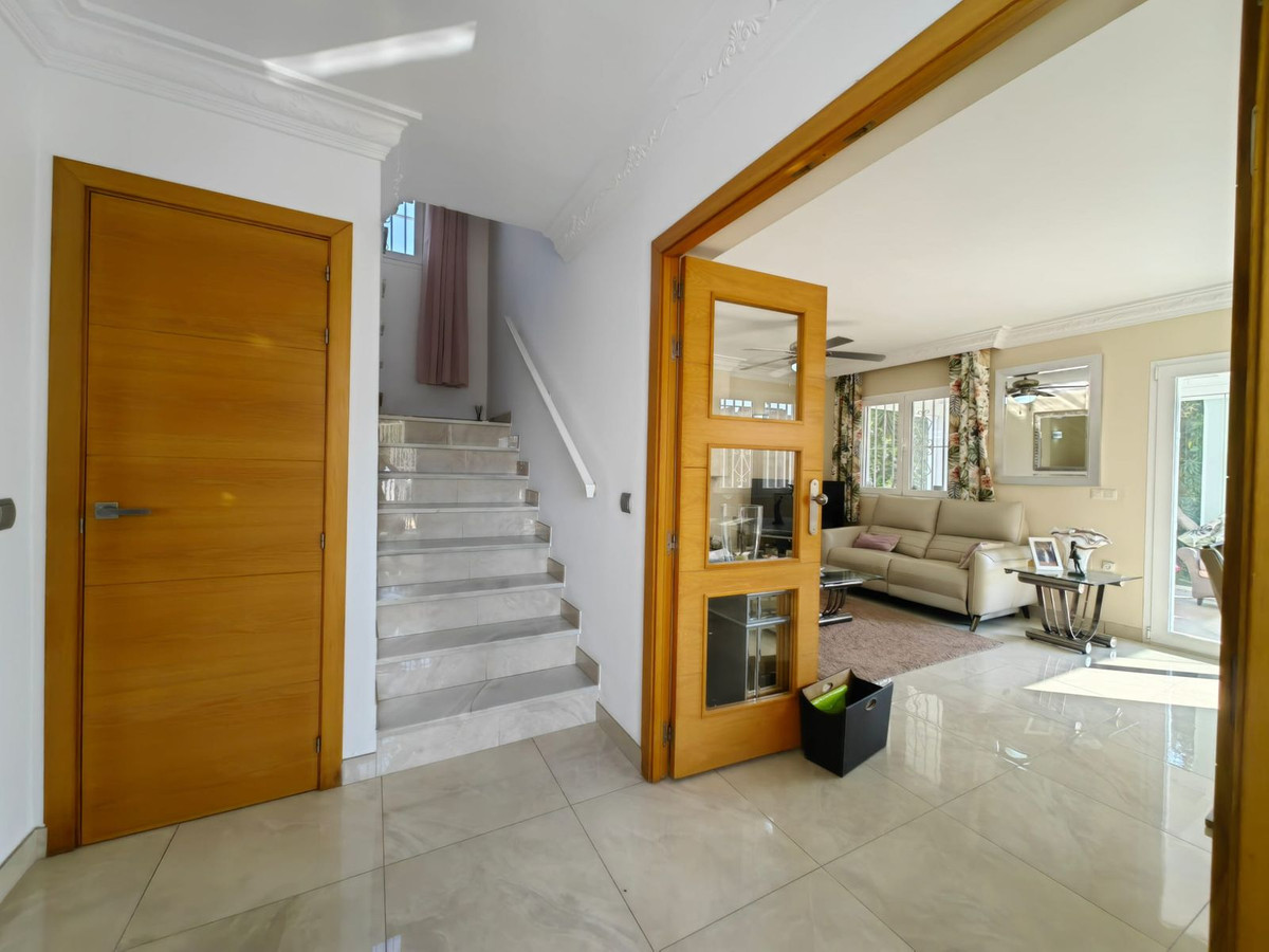 Huis te koop in Estepona | 4 slaapkamers H5143135