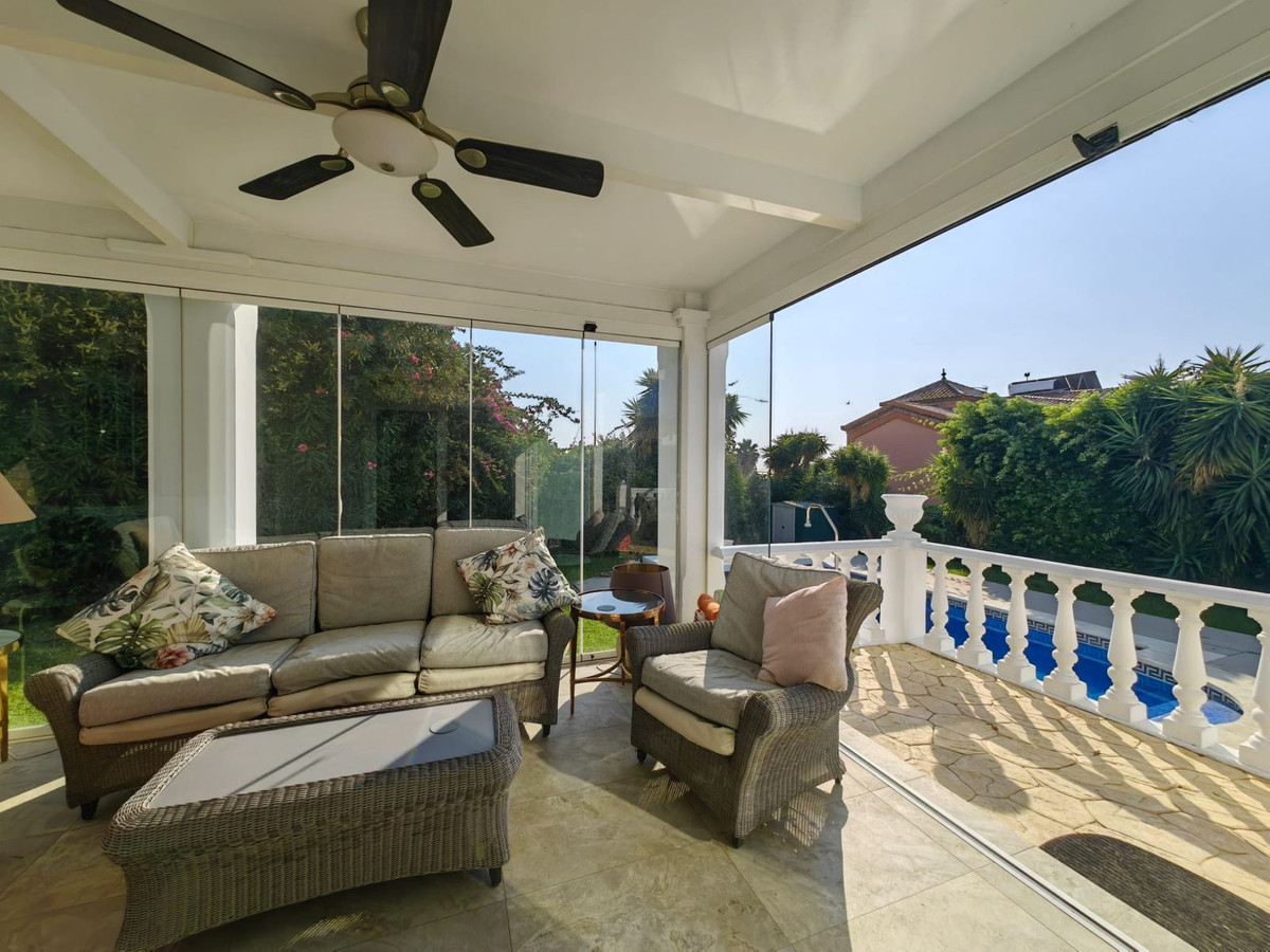 Huis te koop in Estepona | 4 slaapkamers H5143135