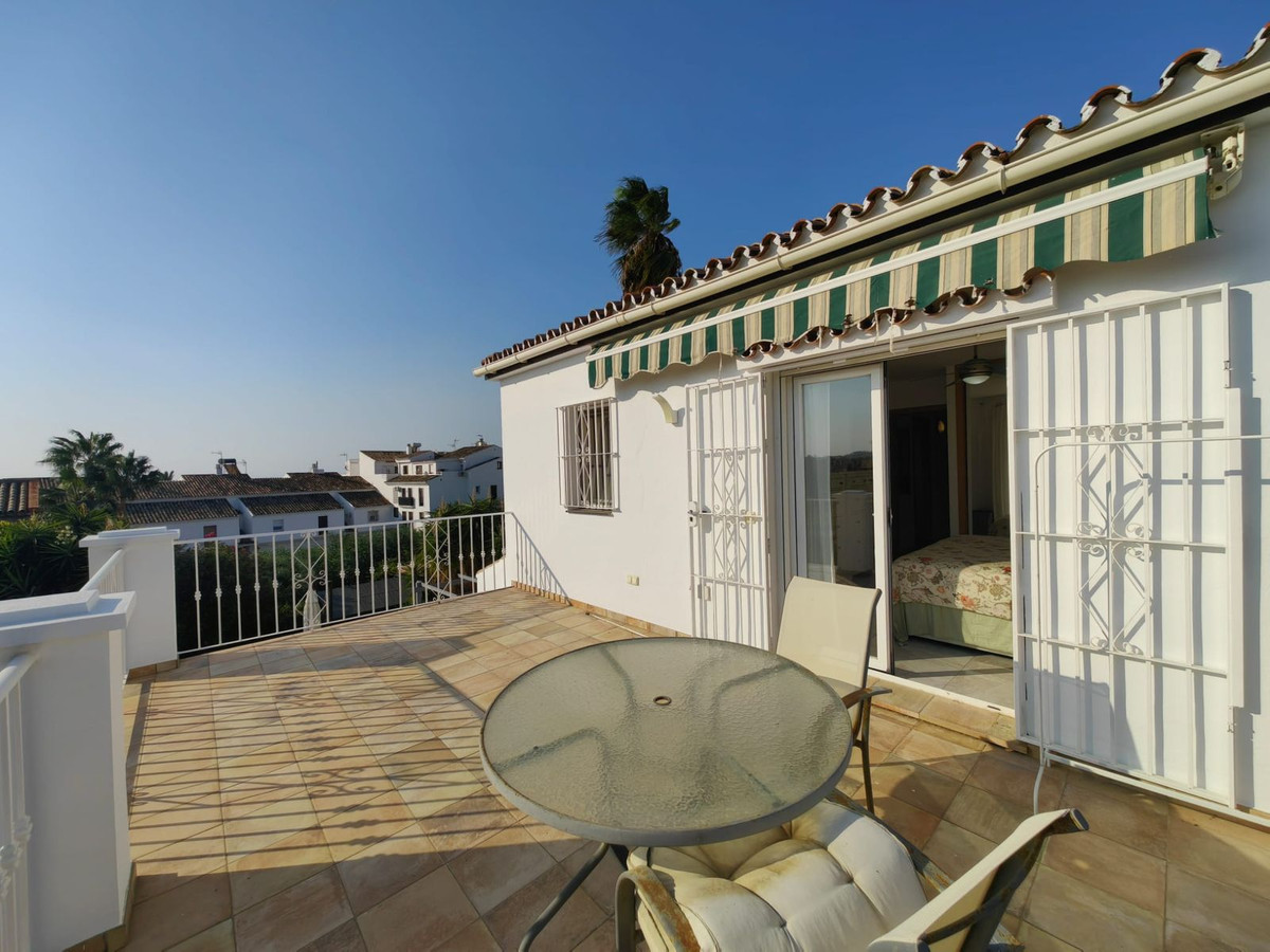 Huis te koop in Estepona | 4 slaapkamers H5143135