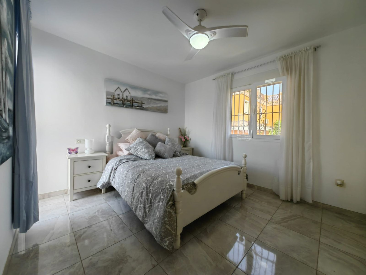 Huis te koop in Estepona | 4 slaapkamers H5143135