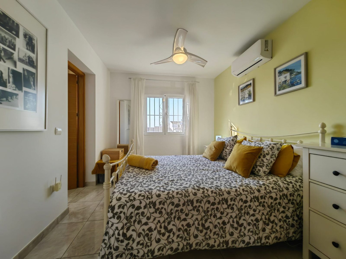 Huis te koop in Estepona | 4 slaapkamers H5143135
