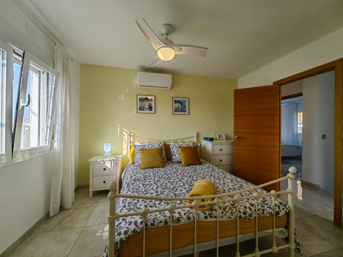 Huis te koop in Estepona | 4 slaapkamers H5143135