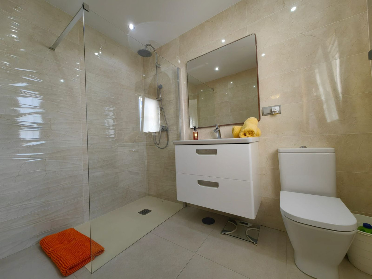 Huis te koop in Estepona | 4 slaapkamers H5143135