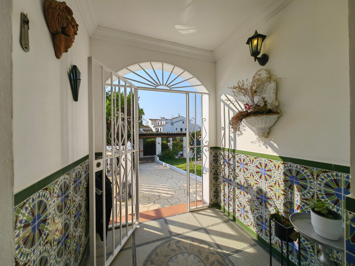 Huis te koop in Estepona | 4 slaapkamers H5143135