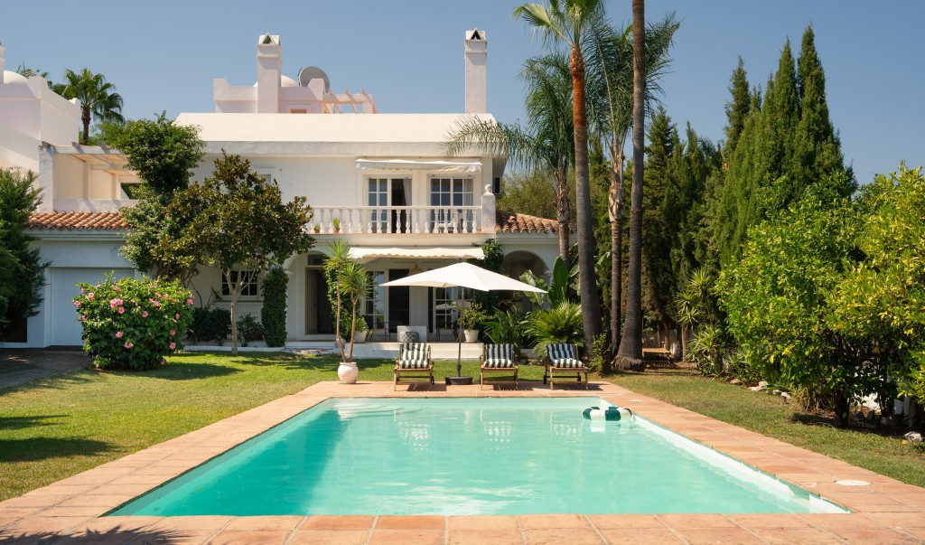 Huis te koop in Estepona | 4 slaapkamers H5143603