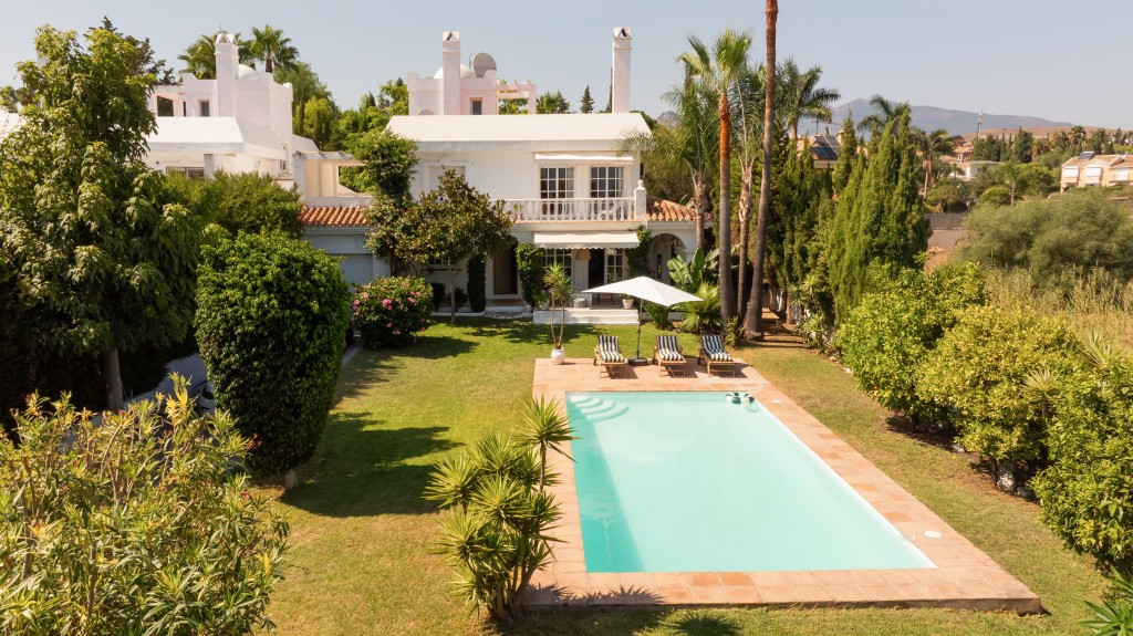 Huis te koop in Estepona | 4 slaapkamers H5143603