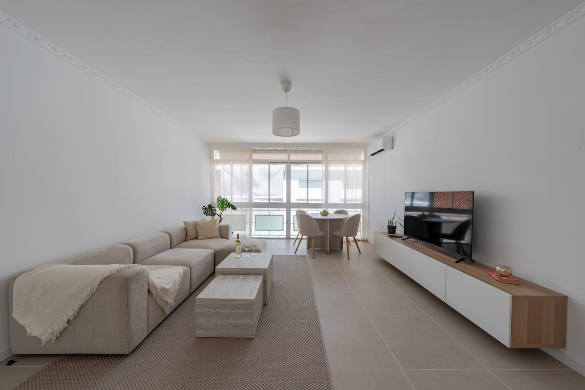Appartement te koop in Estepona | 3 slaapkamers H5143876