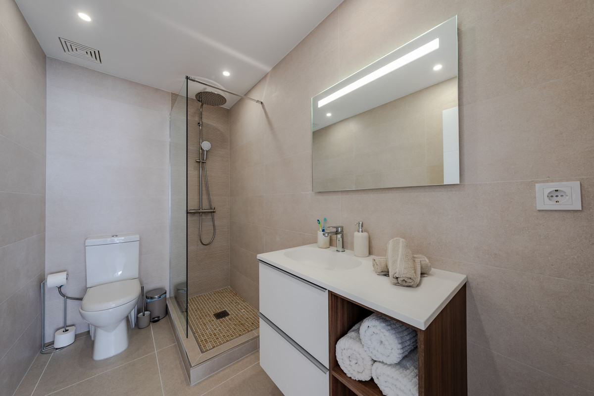 Appartement te koop in Estepona | 3 slaapkamers H5143876