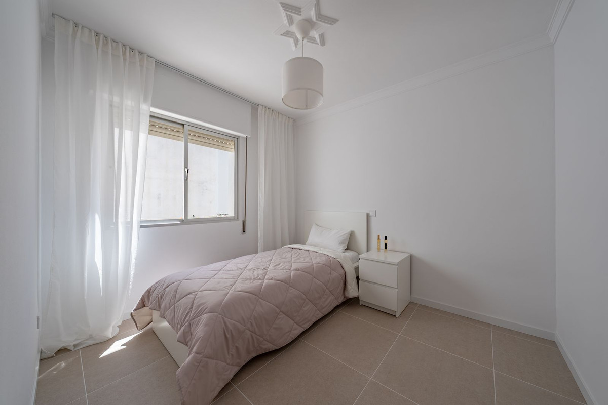 Appartement te koop in Estepona | 3 slaapkamers H5143876