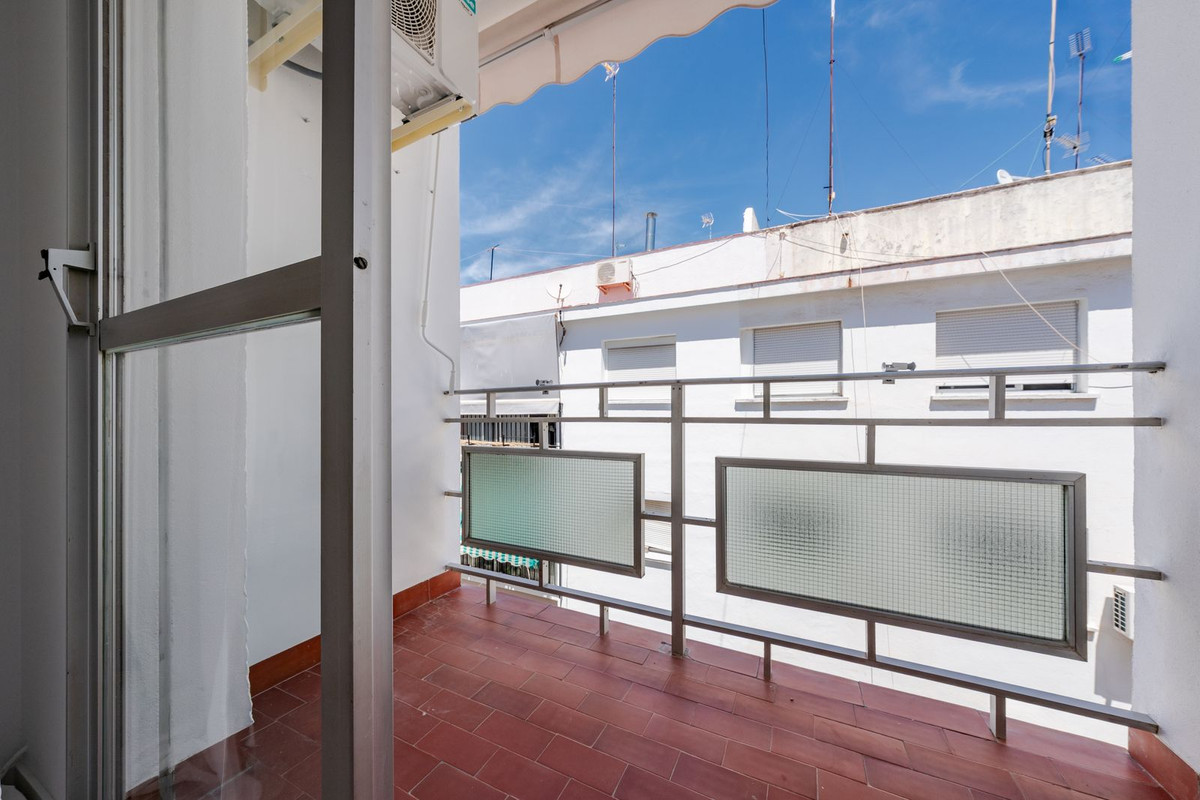 Appartement te koop in Estepona | 3 slaapkamers H5143876