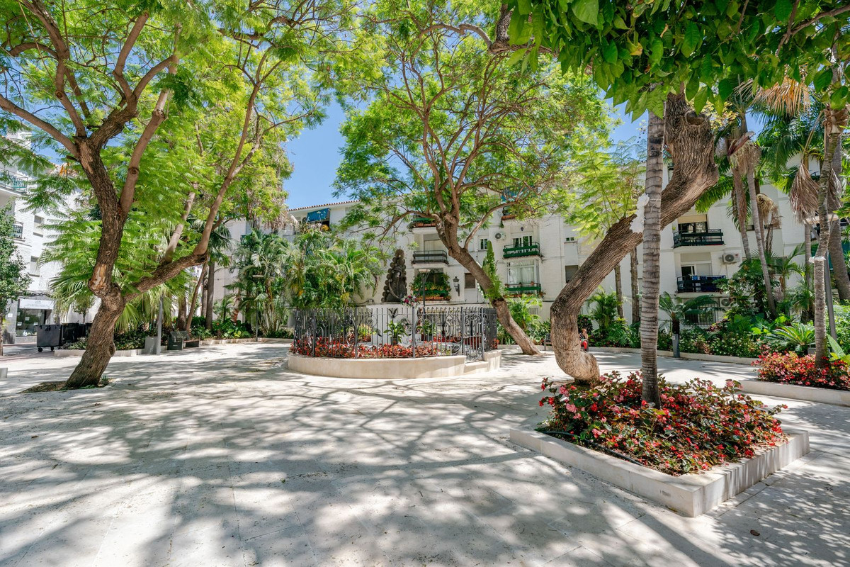 Appartement te koop in Estepona | 3 slaapkamers H5143876