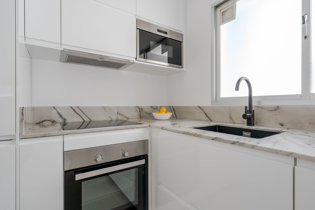 Appartement te koop in Estepona | 3 slaapkamers H5143876