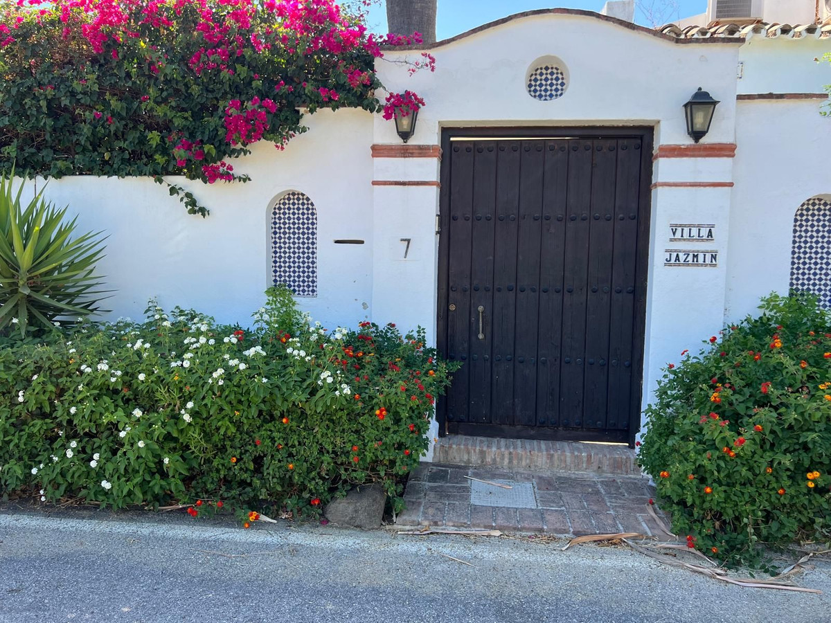Huis te koop in Estepona | 4 slaapkamers H5145994