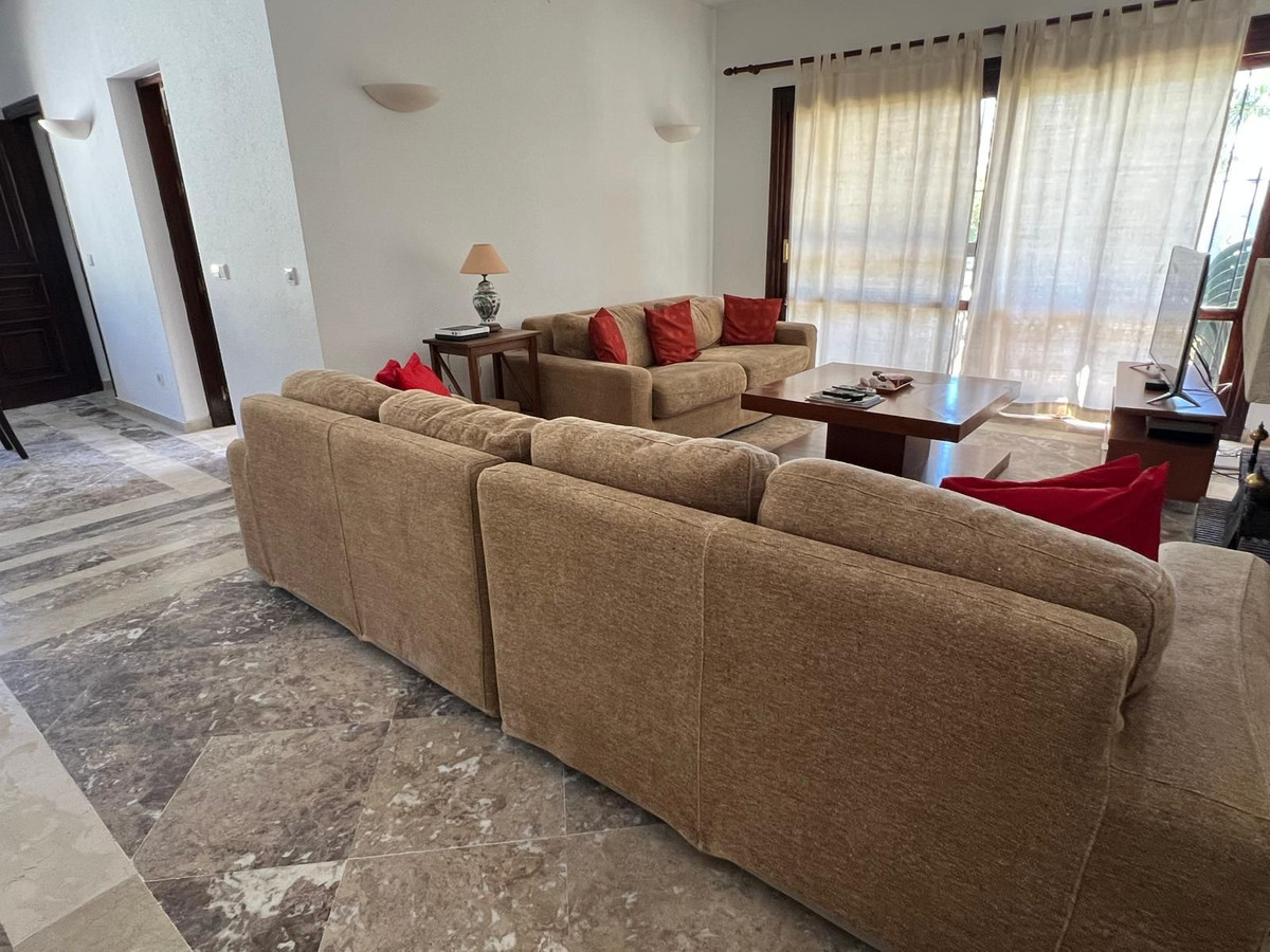 Huis te koop in Estepona | 4 slaapkamers H5145994