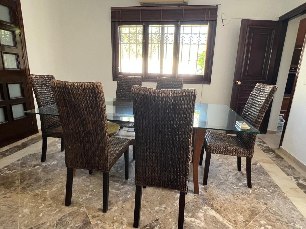 Huis te koop in Estepona | 4 slaapkamers H5145994