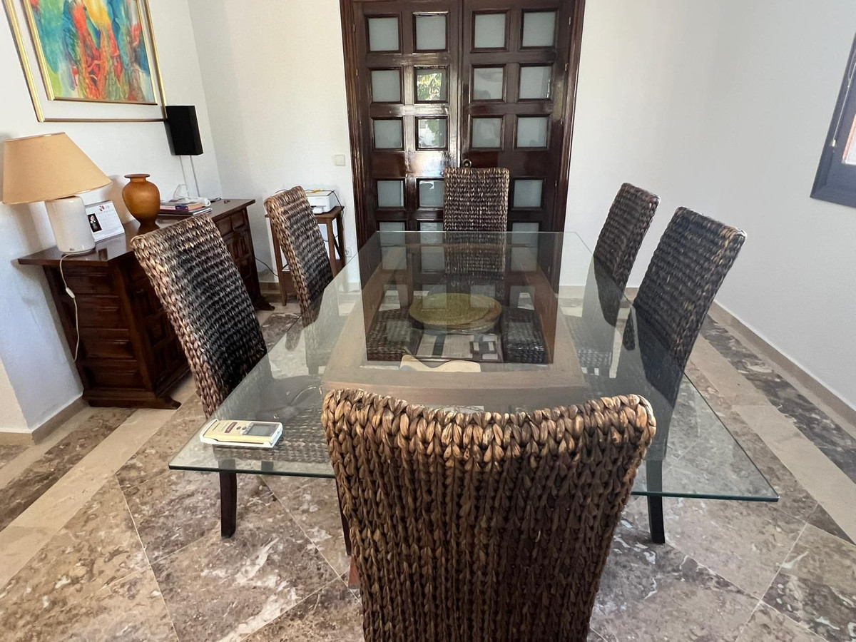 Huis te koop in Estepona | 4 slaapkamers H5145994
