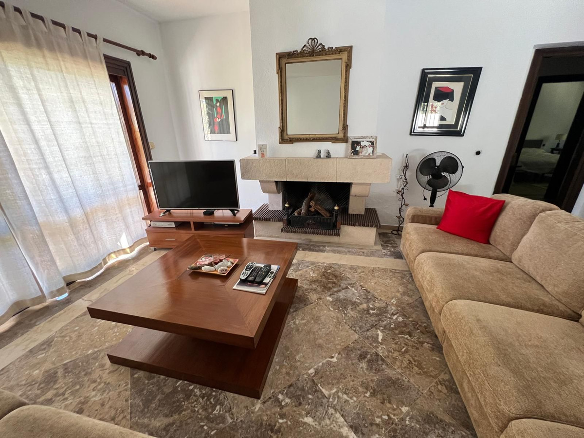Huis te koop in Estepona | 4 slaapkamers H5145994