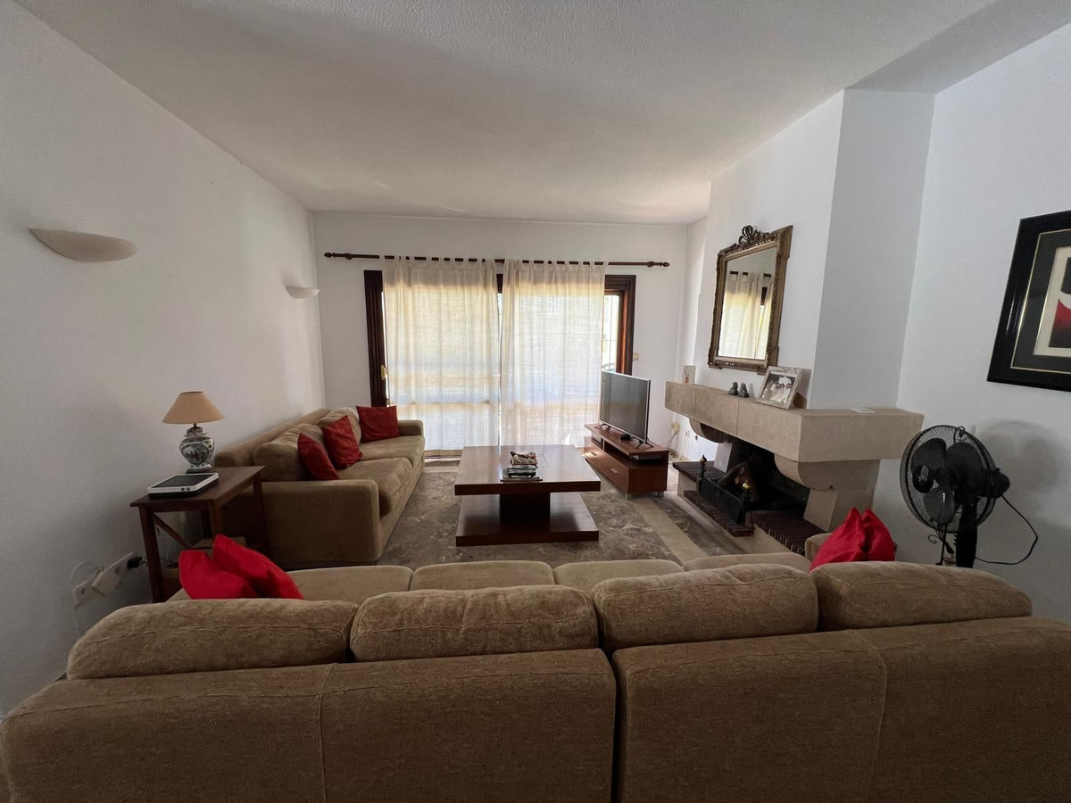 Huis te koop in Estepona | 4 slaapkamers H5145994