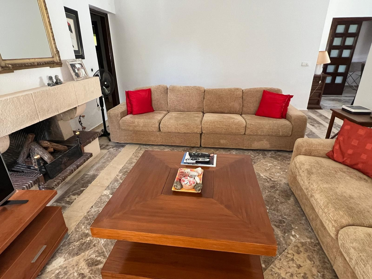 Huis te koop in Estepona | 4 slaapkamers H5145994