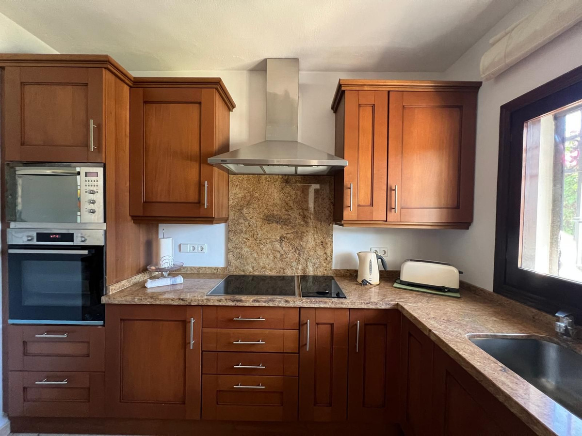 Huis te koop in Estepona | 4 slaapkamers H5145994