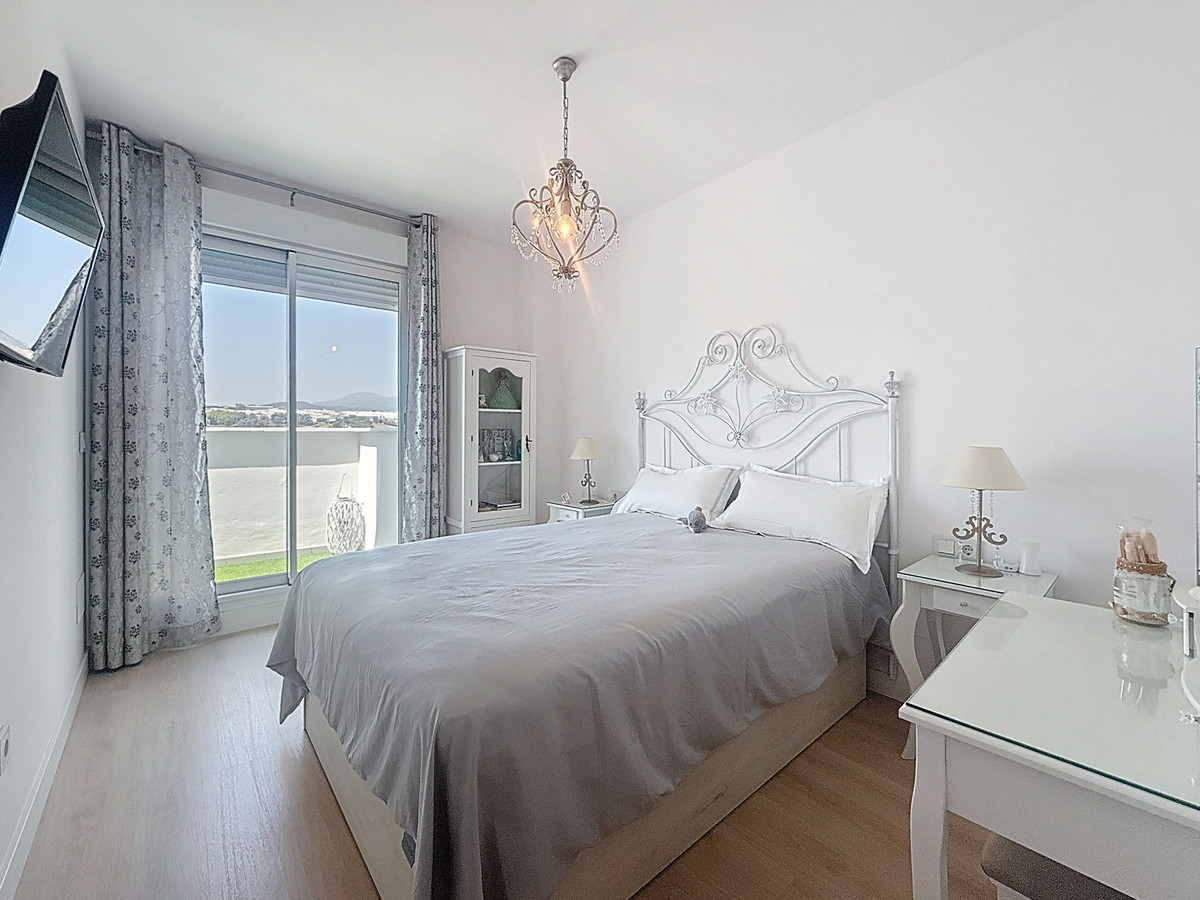 Huis te koop in Estepona | 3 slaapkamers H5146240