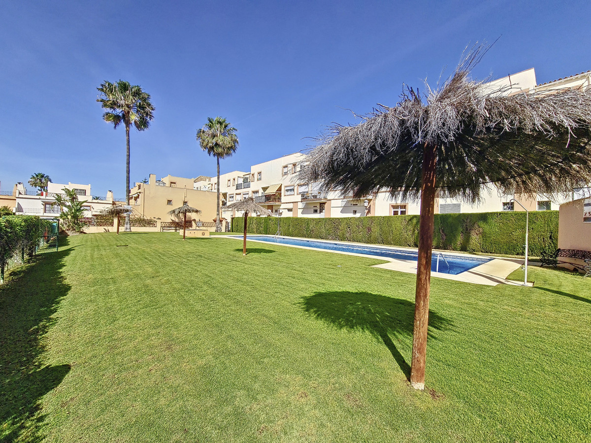 Huis te koop in Estepona | 3 slaapkamers H5148388