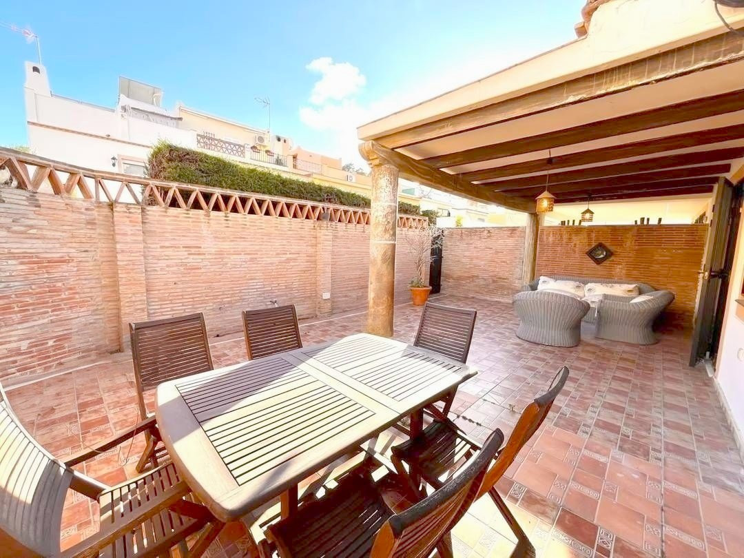 Huis te koop in Estepona | 3 slaapkamers H5148388