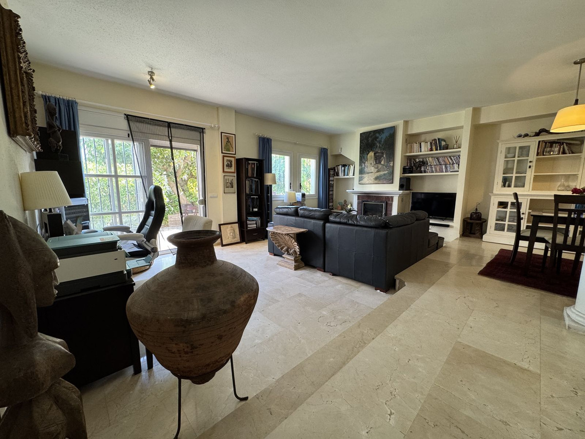 Huis te koop in Estepona | 3 slaapkamers H5150839