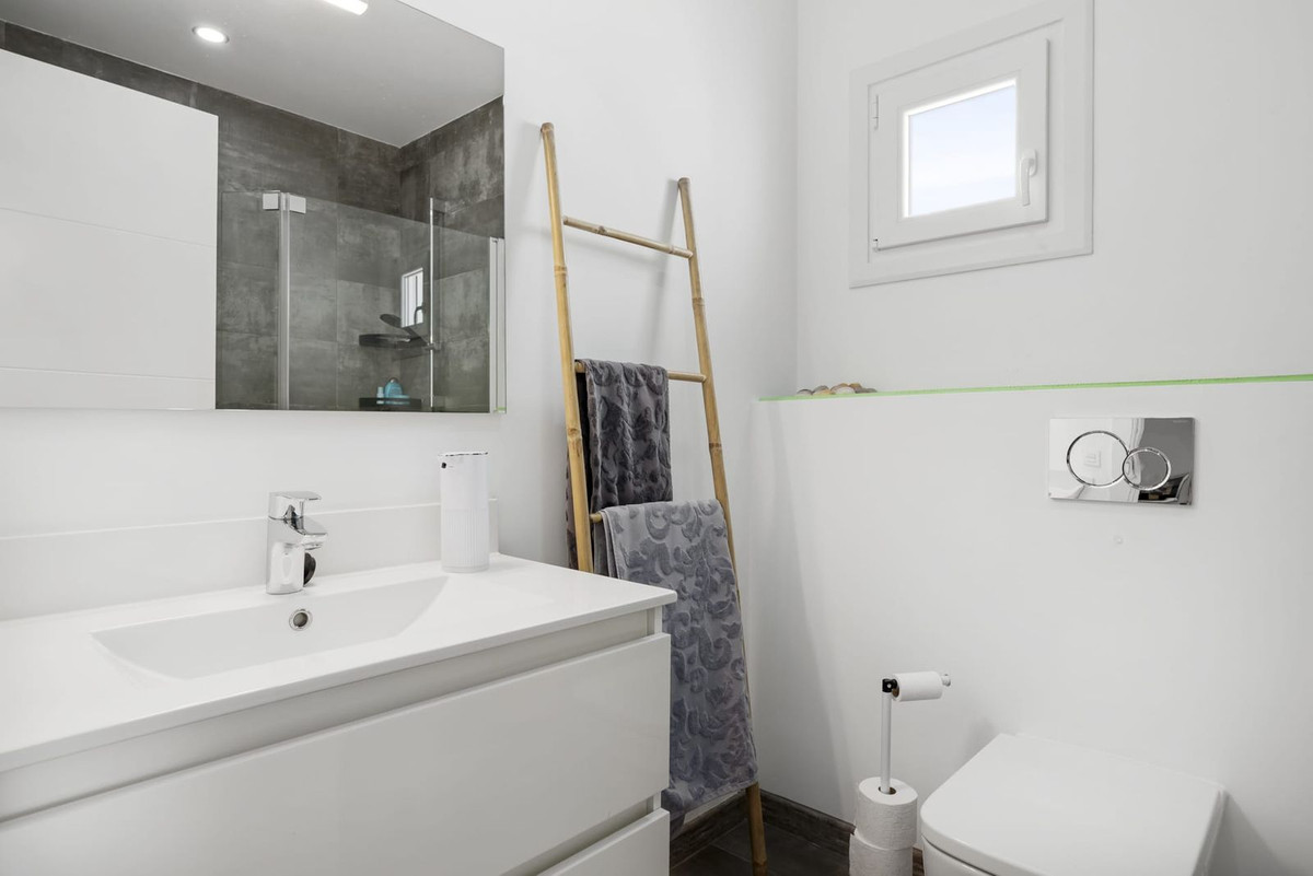 Huis te koop in Estepona | 3 slaapkamers H5155012