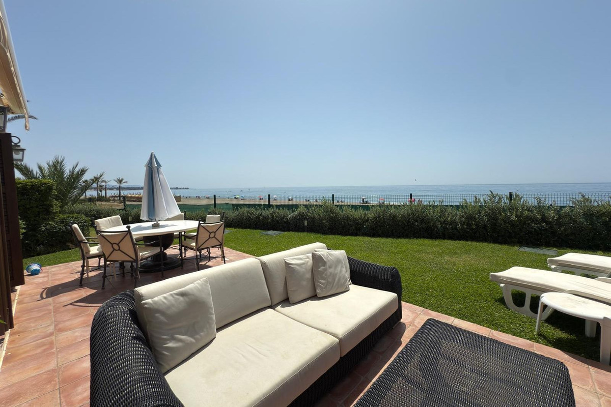 Huis te koop in Estepona | 5 slaapkamers H5156122